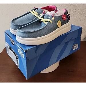 Hey Dude Wendy Youth Rise Crochet Dahlia New/Tags/Box